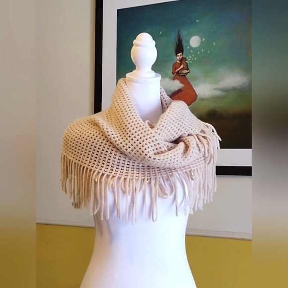 𝅺INFINITY 🧣Scarf - Picture 1 of 5